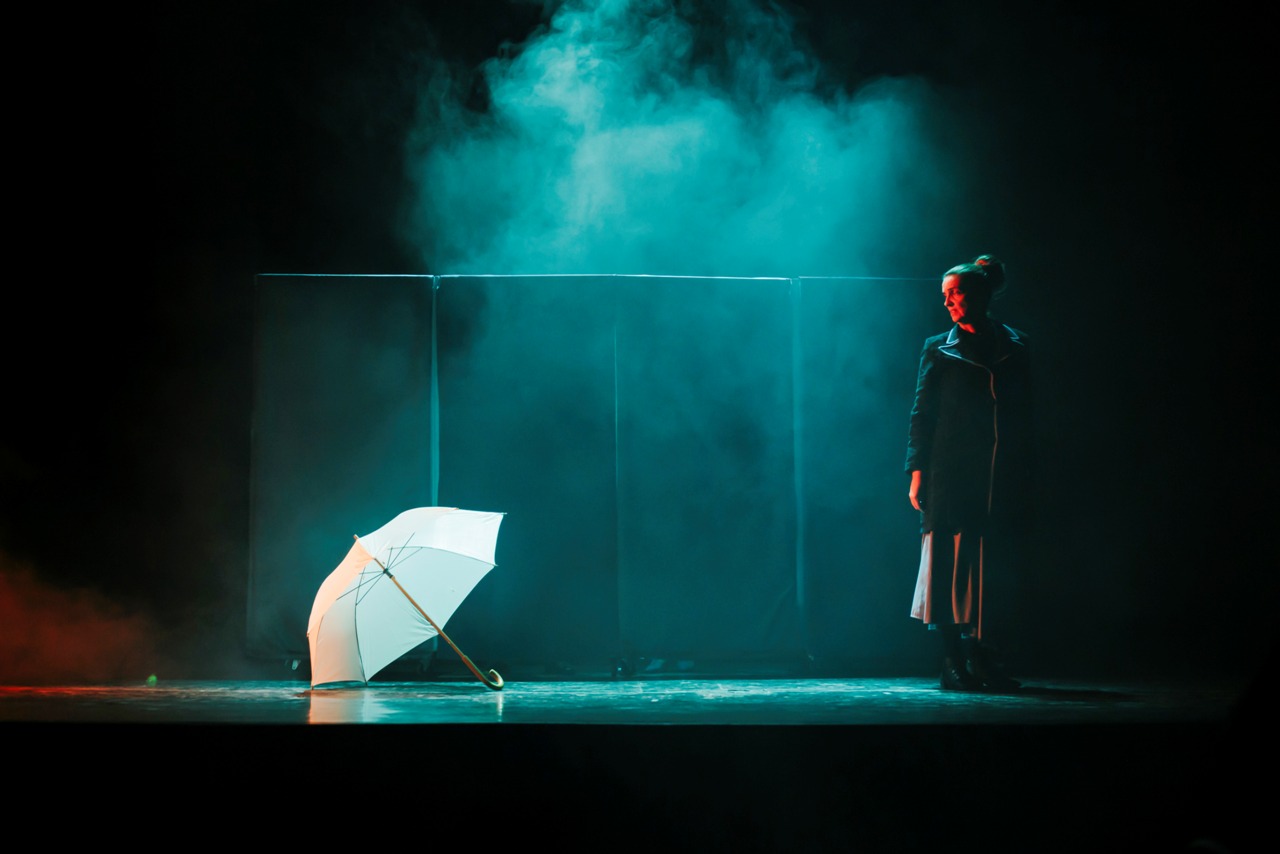 PAPAVERO - LA TATA CHE NON SAPEVA PIÙ VOLARE - Teatro di Lonigo