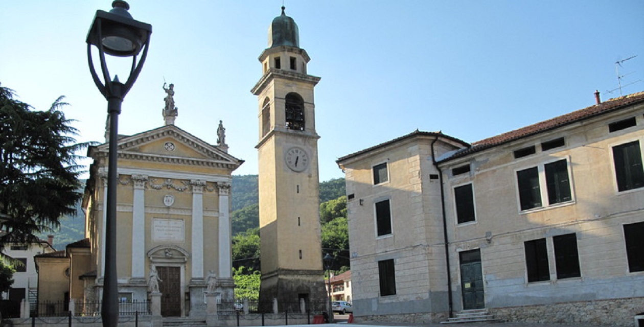 UNAVANTALUNA - Teatro di Lonigo