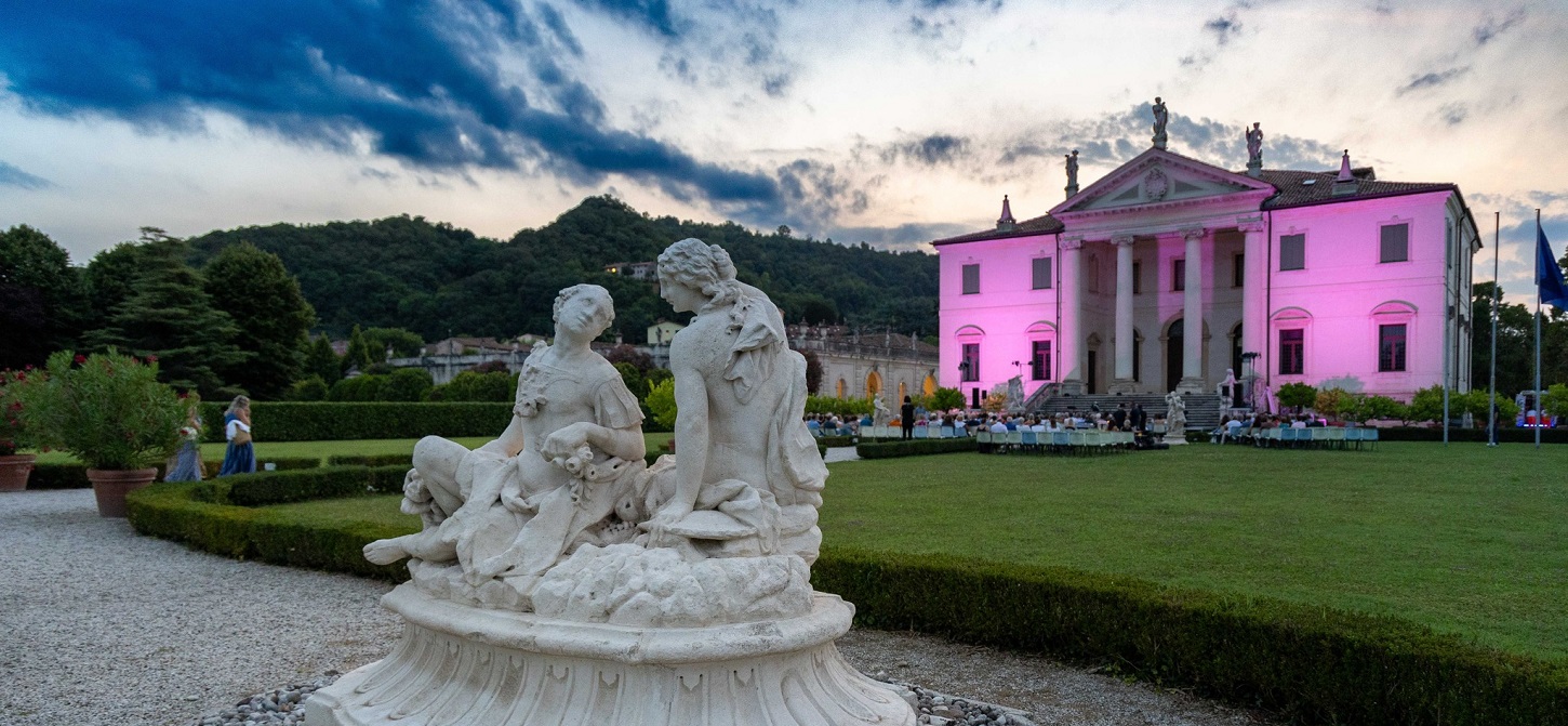 Canzoni sotto le stelle - Teatro di Lonigo