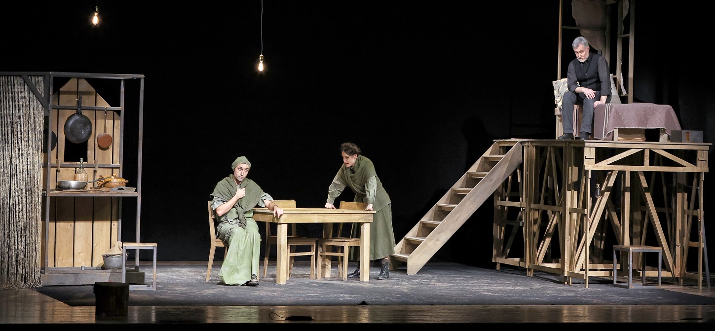 I MEZZALIRA. PANNI SPORCHI FRITTI IN CASA - Teatro di Lonigo